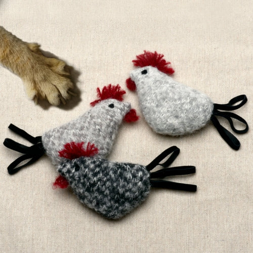 Alpaca Crinkle Chicken Cat Toy