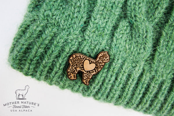LOVE Alpaca Pin